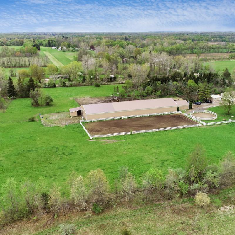 Sold horse property, 11271 N Rushton Rd, South Lyon, MI