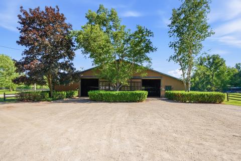 St. Clair County equestrian properties